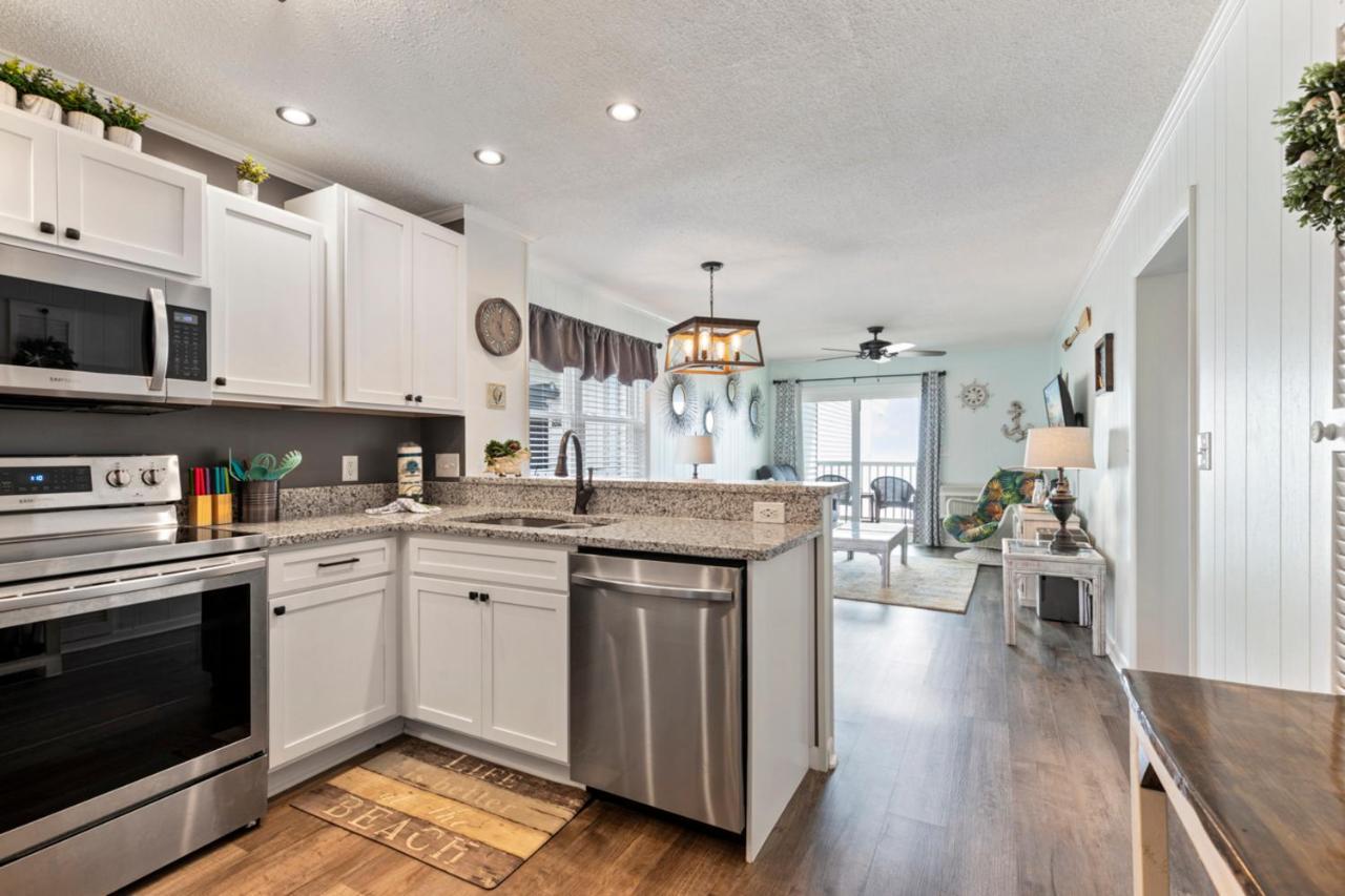 Bright And Sunny Condo With Stunning Oceanfront Myrtle Beach Eksteriør billede